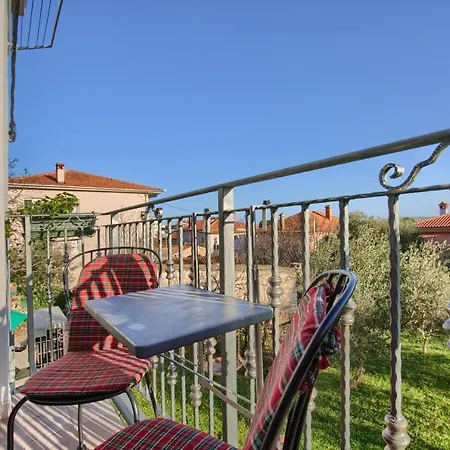 Dana M Apartman Pula